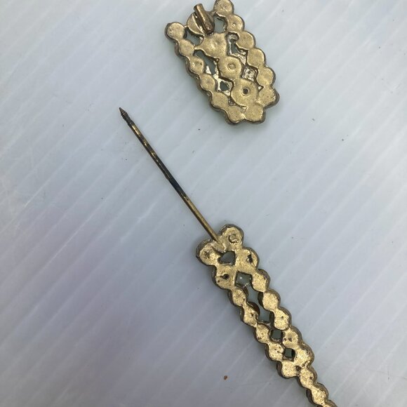 Vtg 1940 green rhinestone crystal drop let pin brooch - Picture 3 of 4